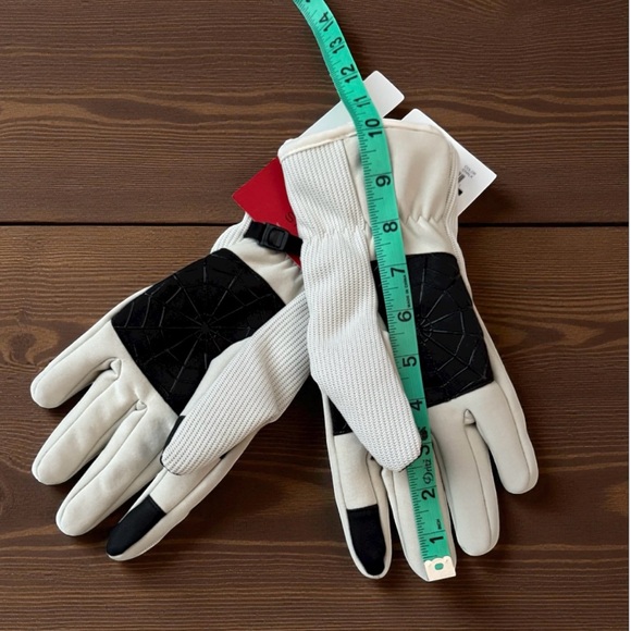 Spyder Women’s Gloves NWT - Picture 3 of 3